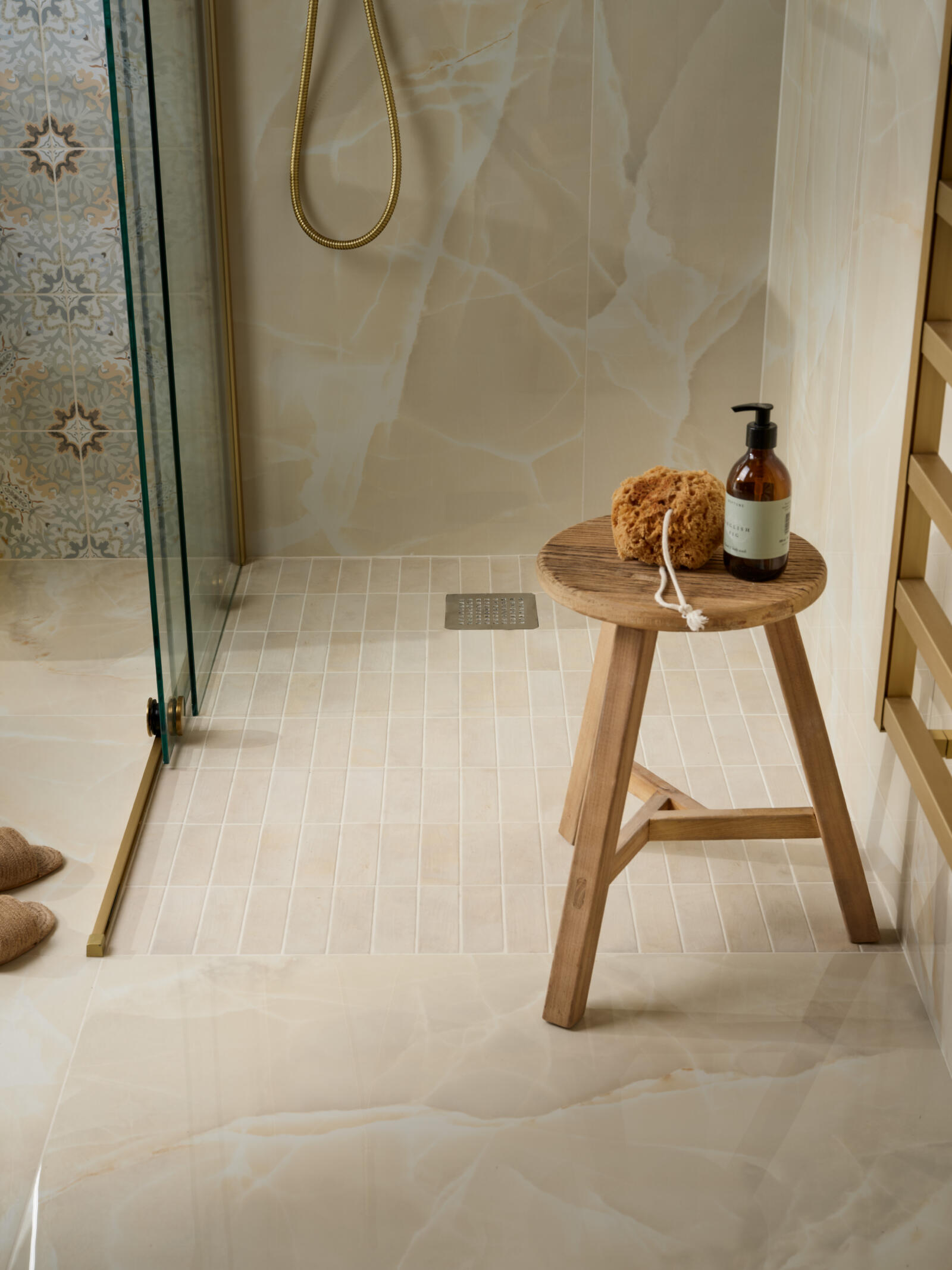 CP Hollywood Sand and Kashmir Plaster and Petite Piccolo Cotto Light
