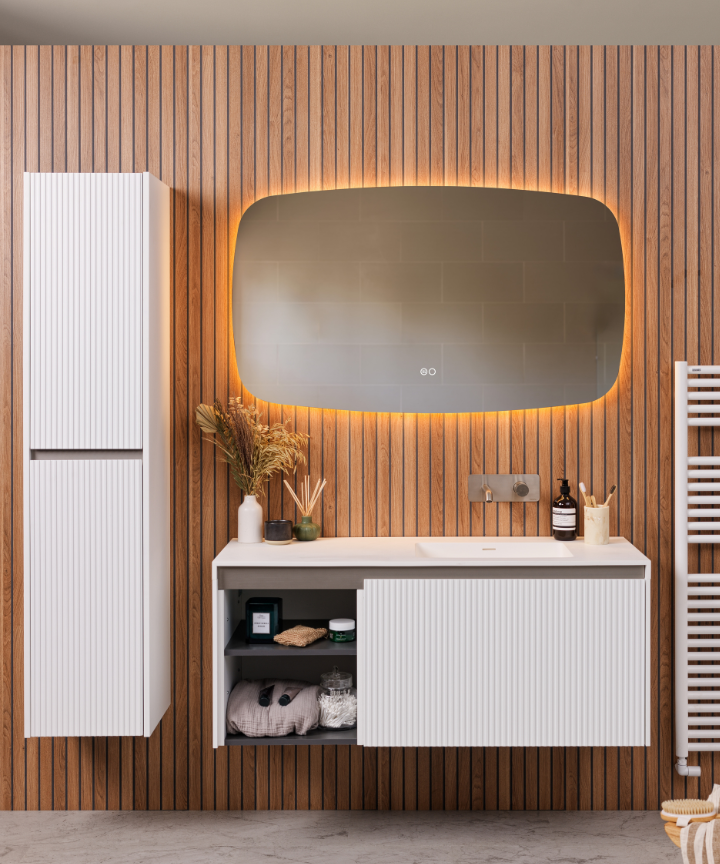 Stratto mw tall unit and open shelves and deluna