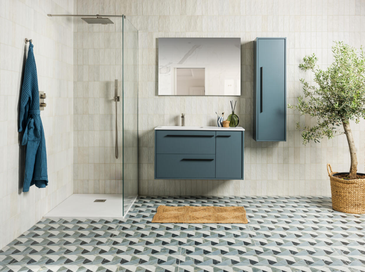 Tellao Storm Blue and Tavo Shower Enclosure 2